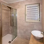 Pet Friendly In With Sauna 슈므리카