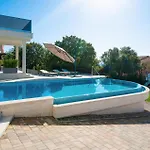בית נופש Pet Friendly In With Sauna *