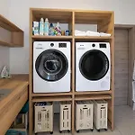 펜션 Pet Friendly In With Sauna 슈므리카