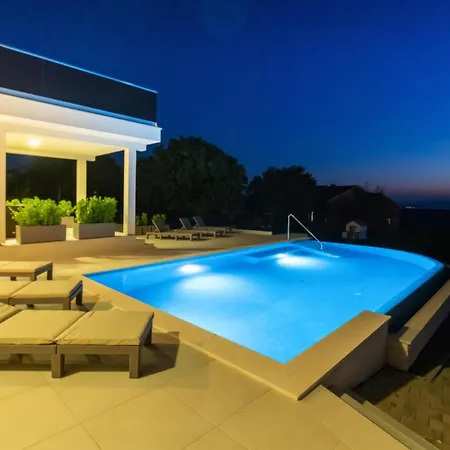 Holiday home Gorgeous In With Sauna *